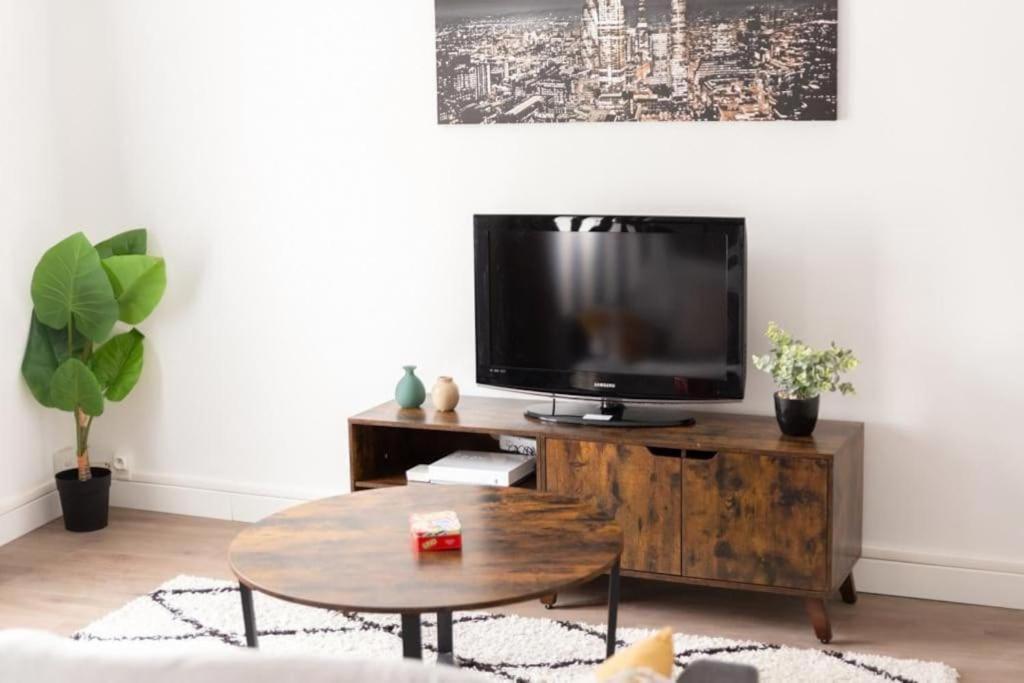 Charmant T3 En Duplex Saint-Brice-sous-Foret Luaran gambar